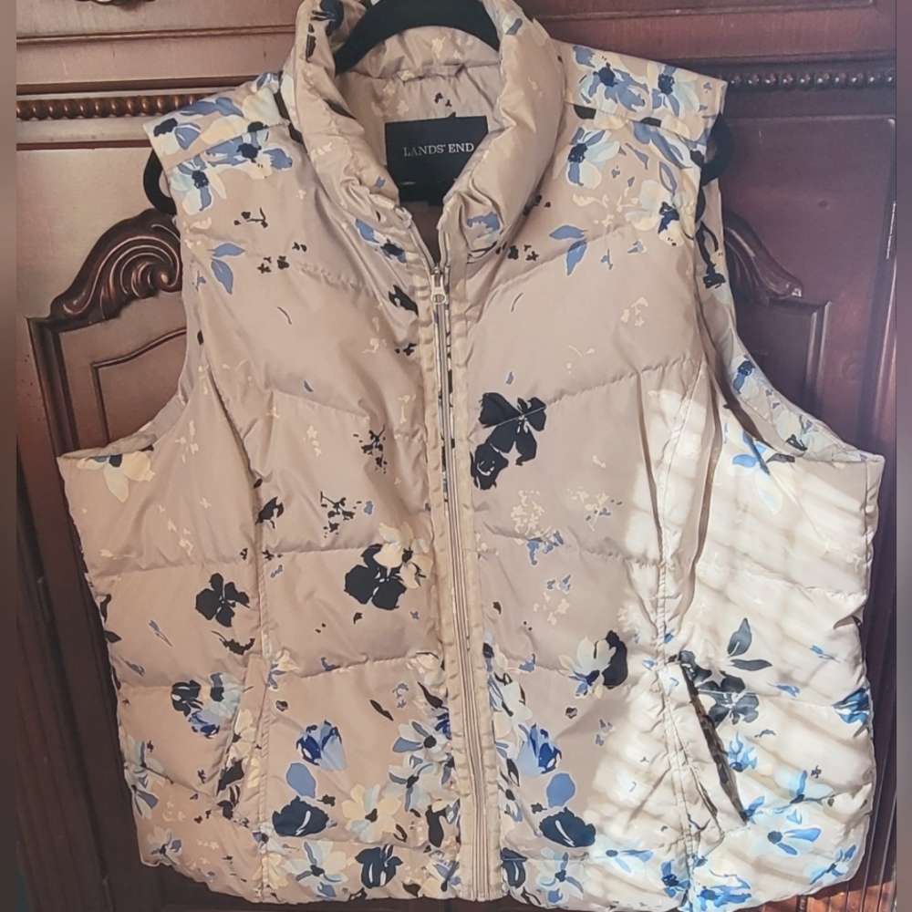 Lands End ladies down vest